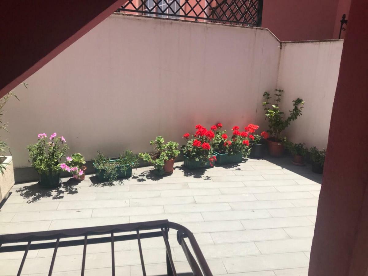 Sweet Apartment With Terrace In Central Lisboa Exterior foto